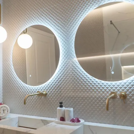 Villa Central בית הארחה 4*