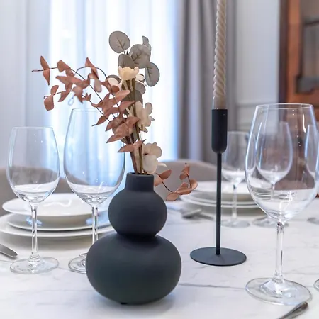 Konukevi Villa Central 4*