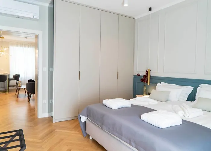 Gostinjska kuća Villa Central 4*