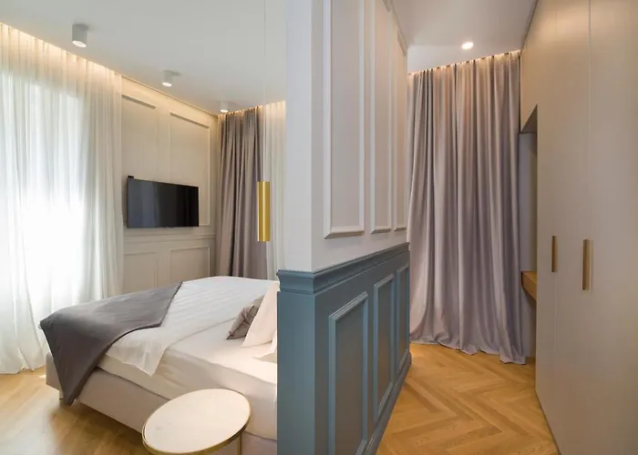 Villa Central Gasthuis 4*