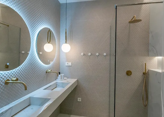 Villa Central 4*