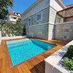 Гостевой дом Villa Central 4*
